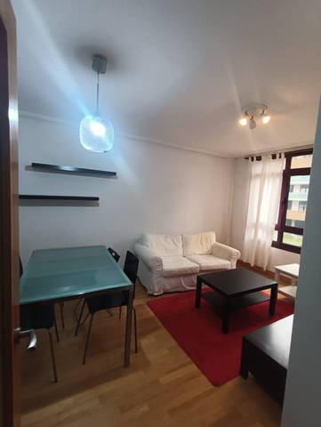 Apartamento en Alquiler en Ciudad Naranco - Prados de La Fuente