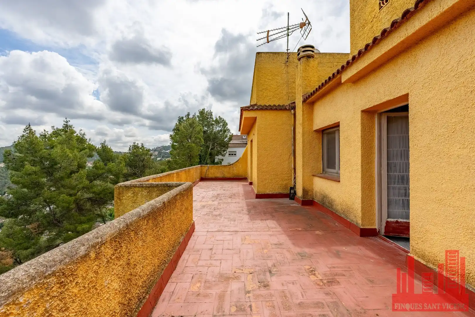Terraza de Casa o chalet en venta en Vallirana con Aire acondicionado, Calefacción y Piscina