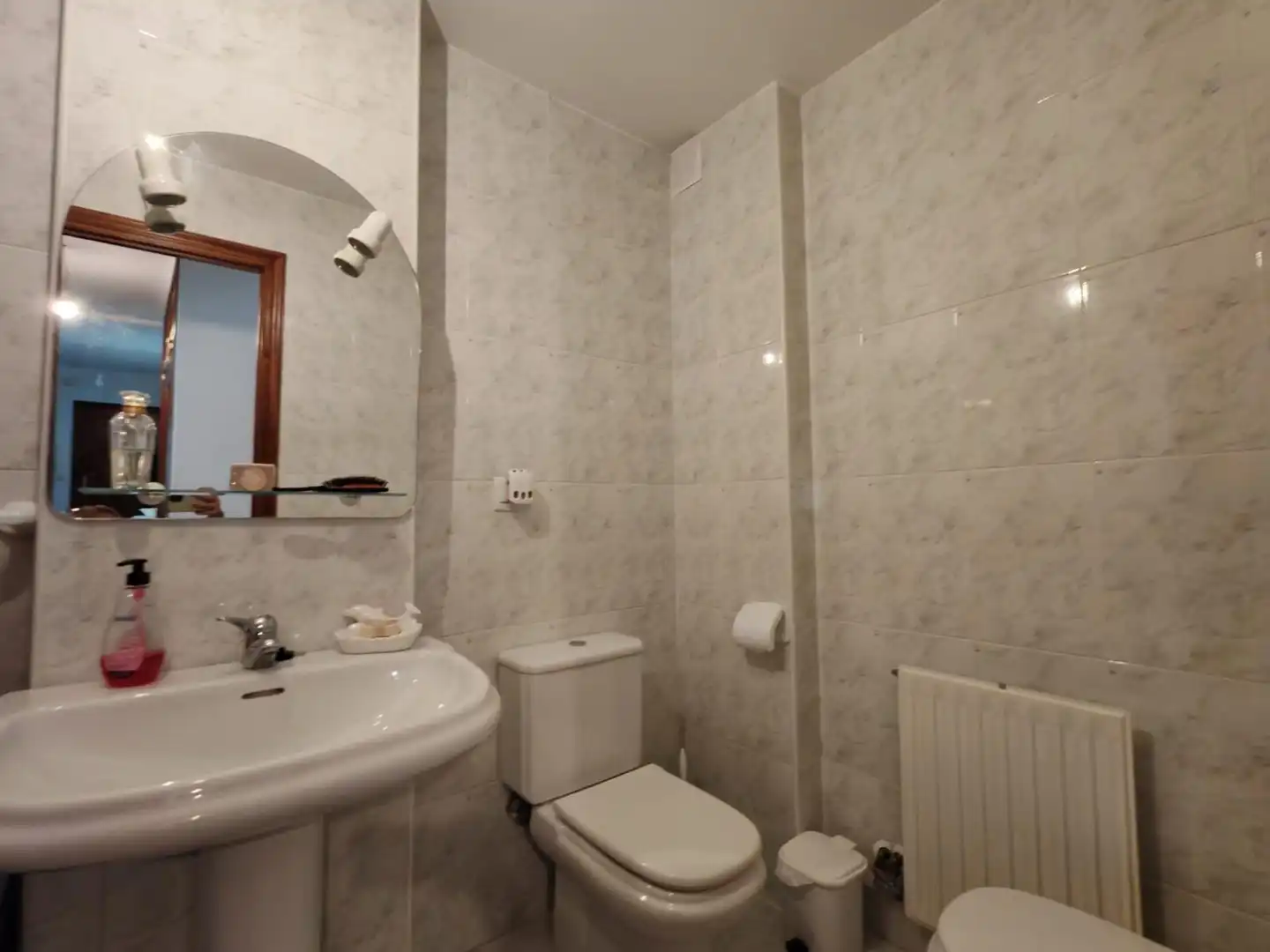 Bany de Pis en venda en A Cañiza   amb Calefacció i Terrassa
