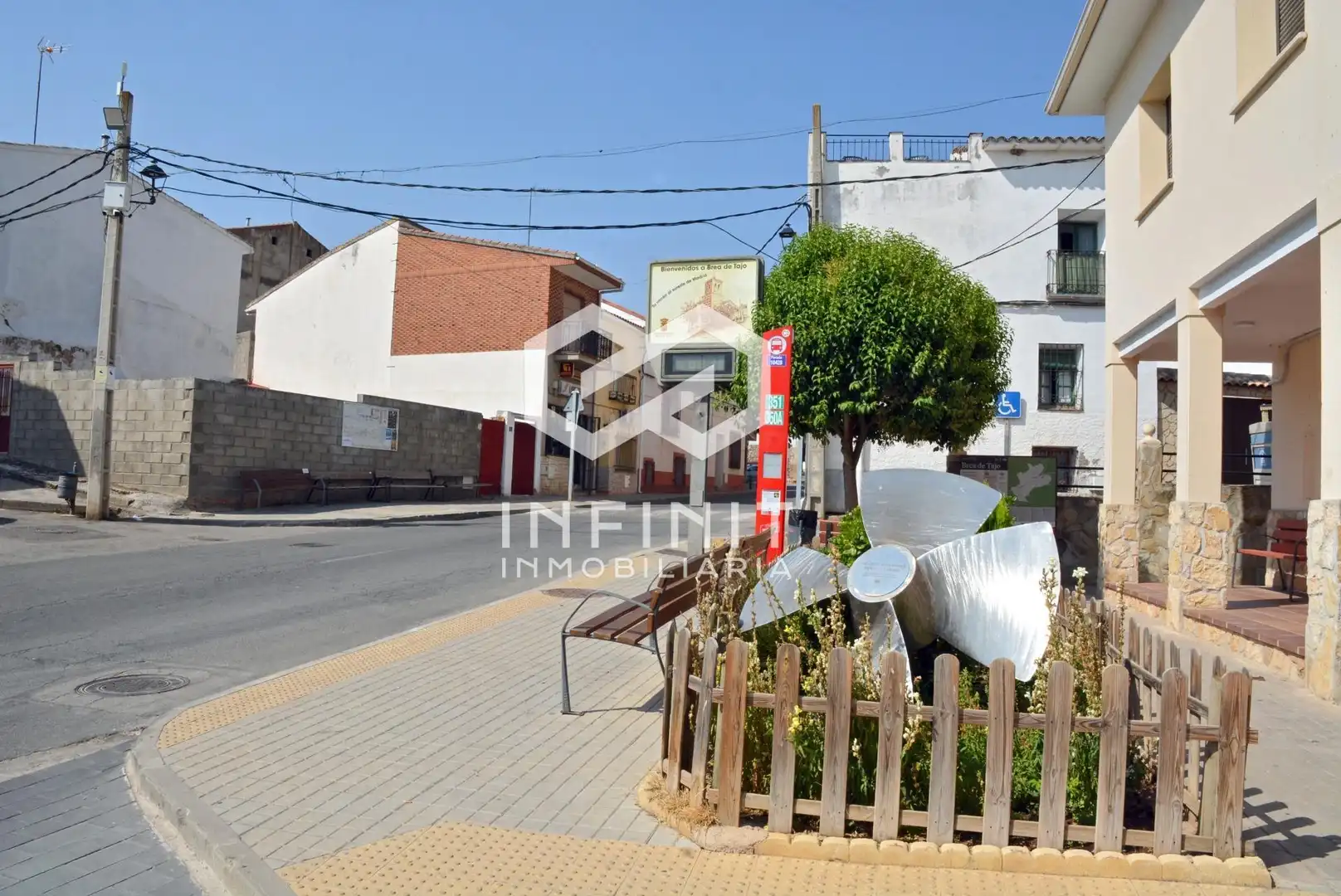 Vista exterior de Casa o xalet en venda en Brea de Tajo amb Aire condicionat i Calefacció