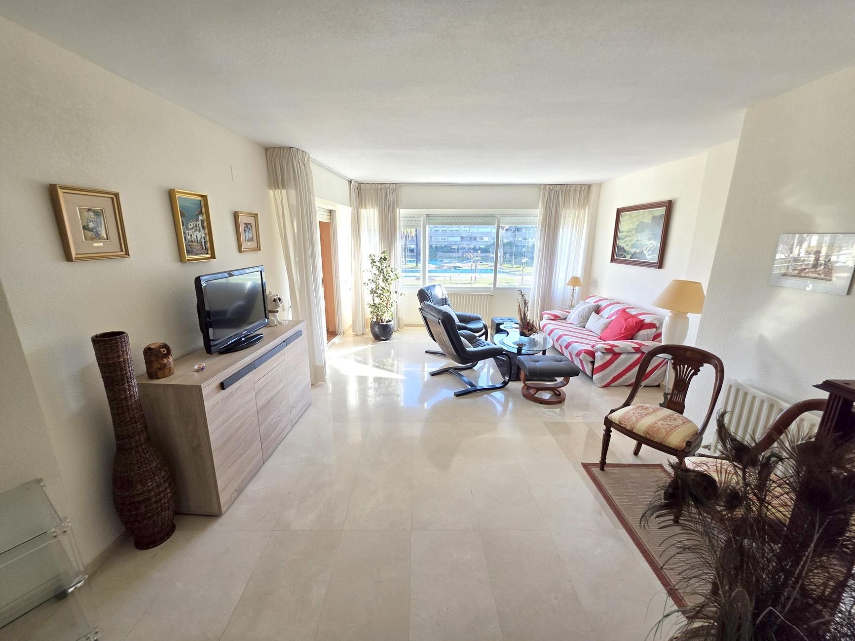 Living room of Flat for sale in Castellón de la Plana / Castelló de la Plana  with Heating, Private garden and Parquet flooring