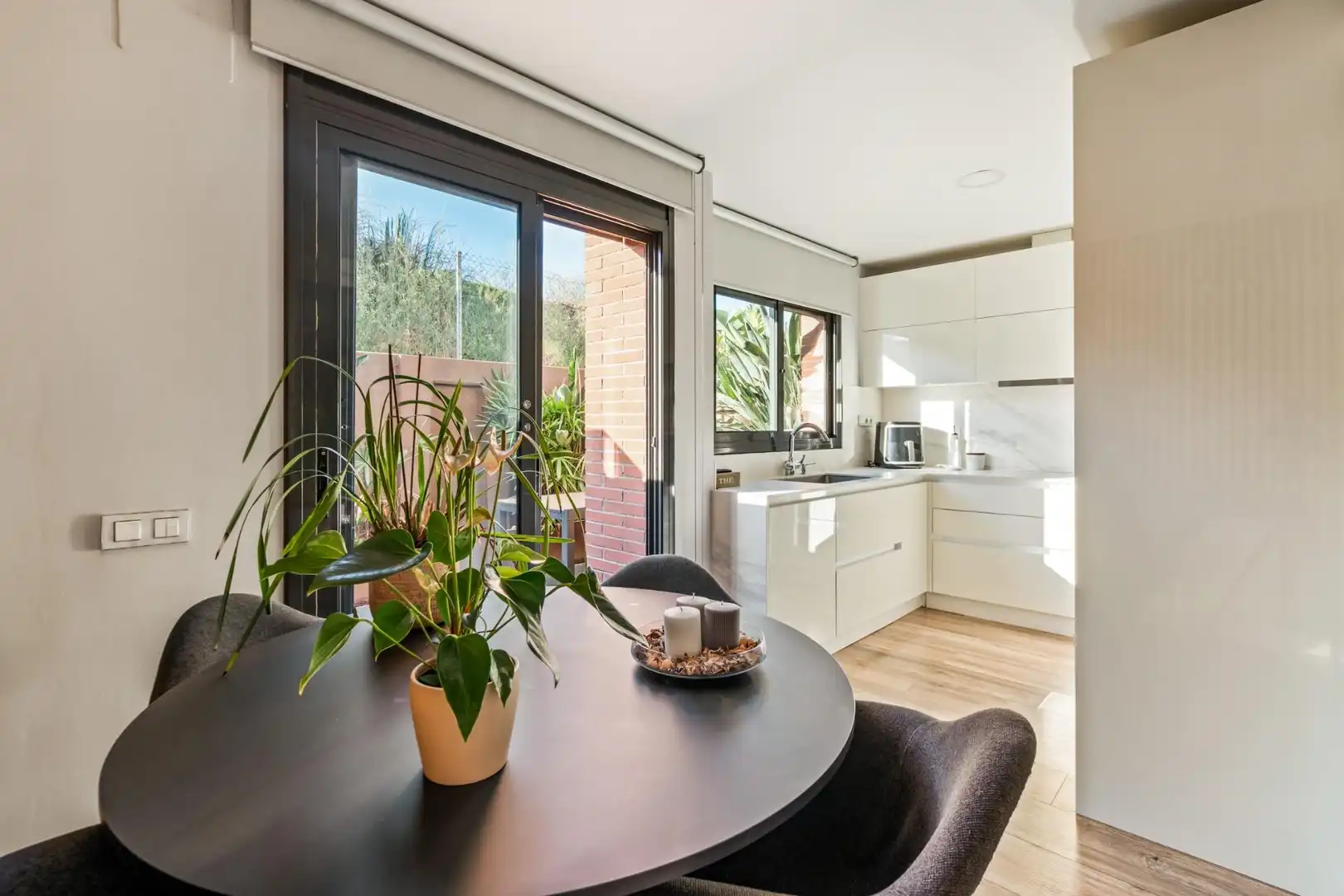 Adossat amb terrassa en venda a Carrer FISTERRA, imagen 20