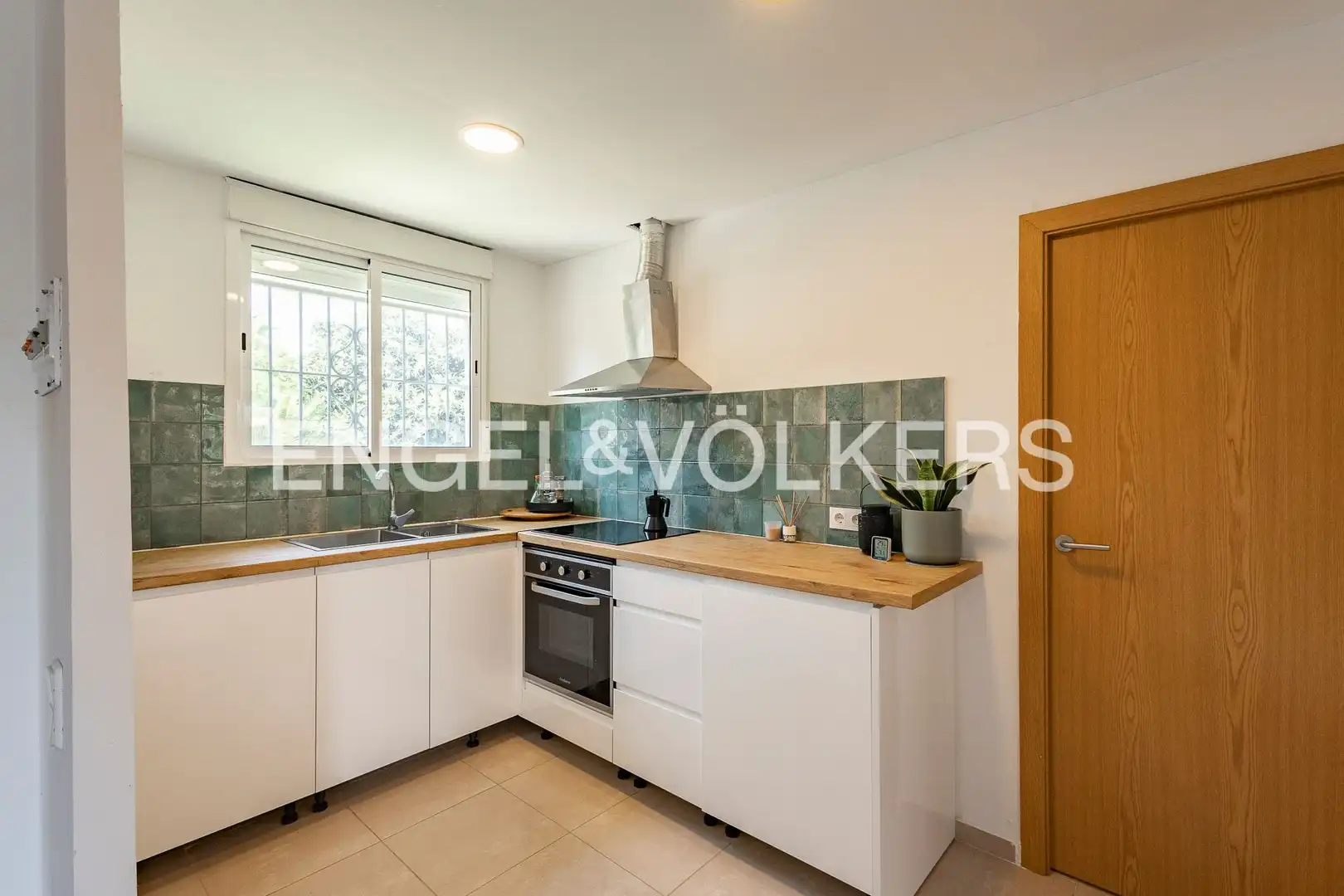 Cocina de Casa o chalet en venta en El Vendrell con Aire acondicionado, Calefacción y Jardín privado
