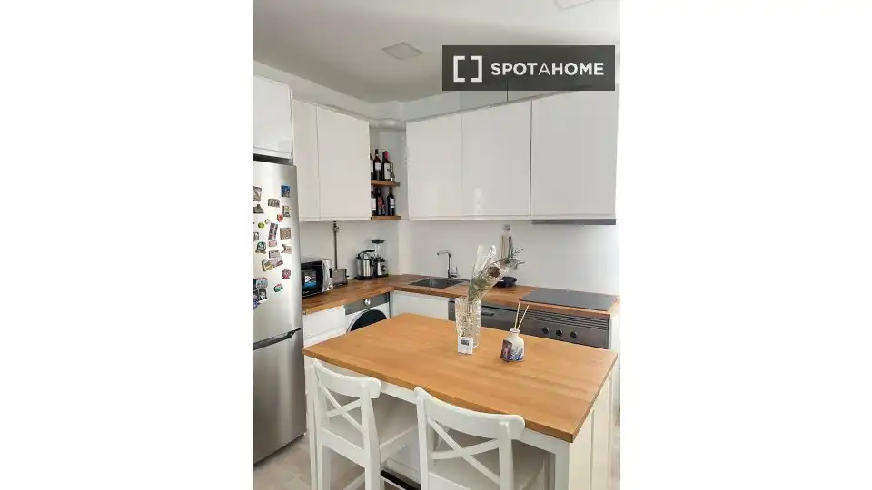 Kitchen of Flat for rent in Madrid  with Air Conditioner, Heating and Furnished