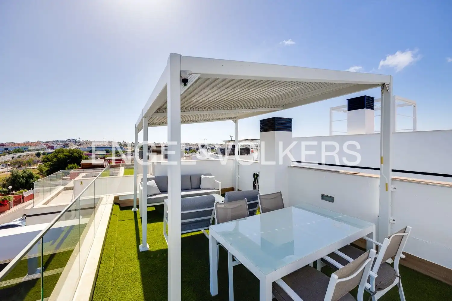 Terrassa de Casa o xalet en venda en Orihuela amb Aire condicionat, Calefacció i Jardí privat