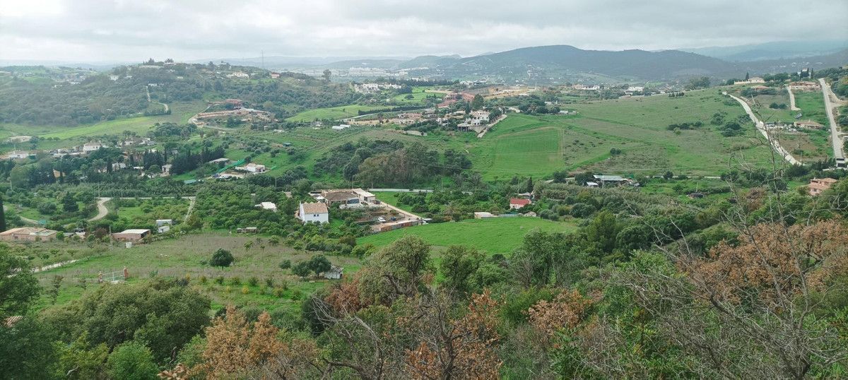 Vista exterior de Terreny industrial en venda en Estepona