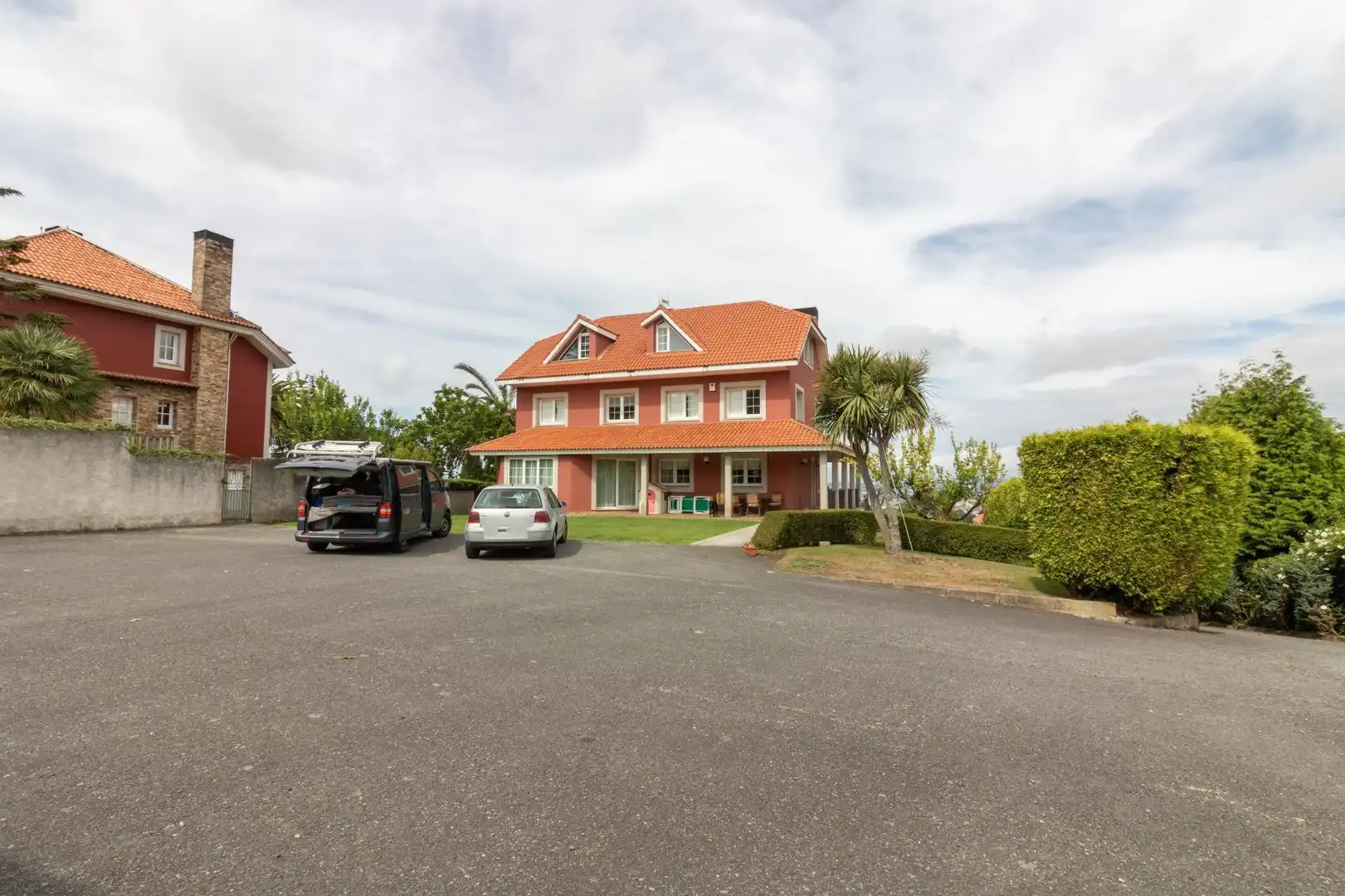 Vista exterior de Casa o chalet en venta en A Coruña Capital  con Jardín privado, Terraza y Trastero