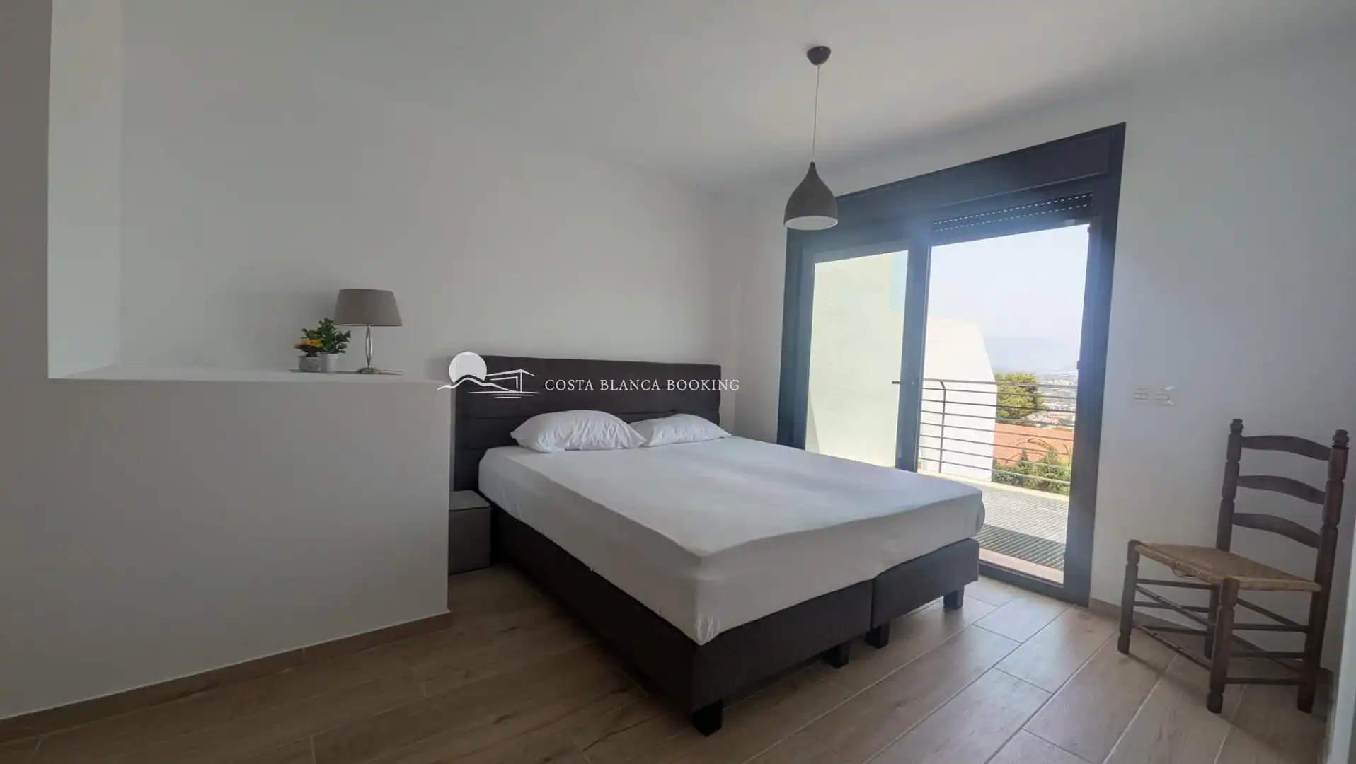 Dormitori de Casa adosada en venda en L'Alfàs del Pi amb Piscina comunitària
