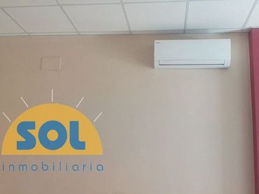 Local comercial en venda a Don Benito