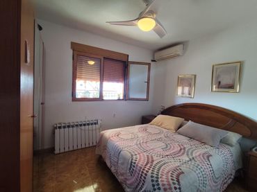 Appartement avec balcon à vendre à Calle Calle Manuel Vázquez Montalbán roldan