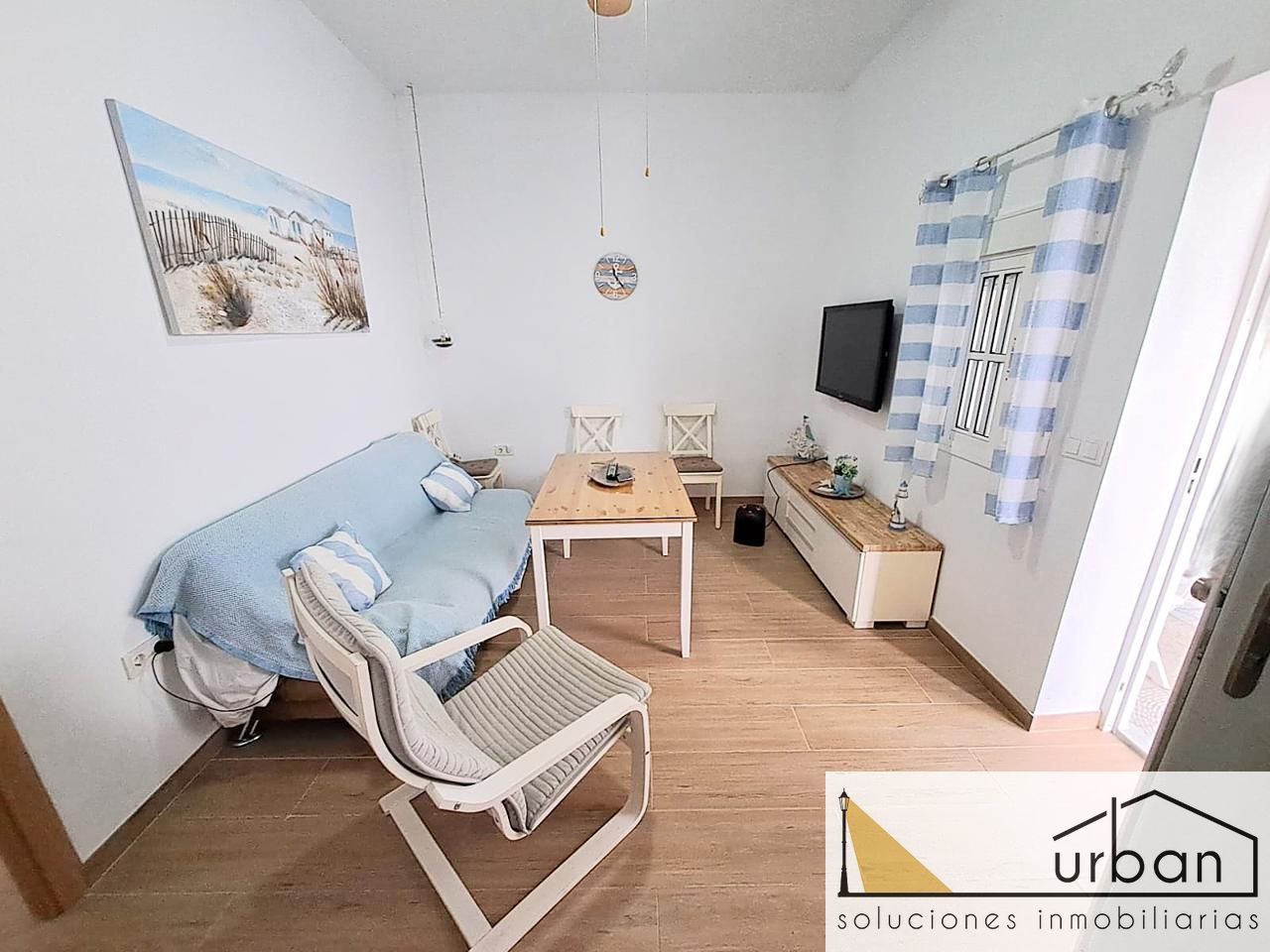 Sala d'estar de Casa o xalet en venda en Chipiona