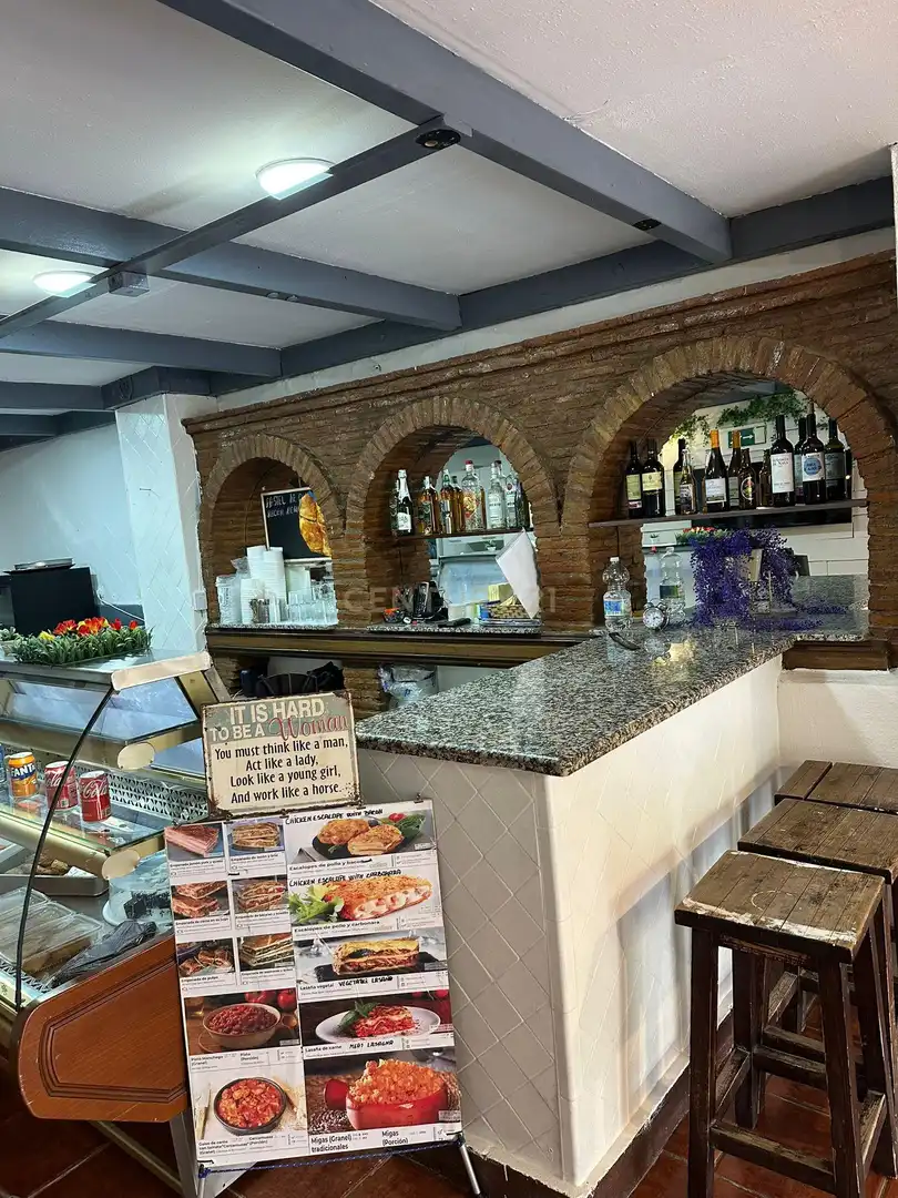 Local en traspaso en Fuengirola