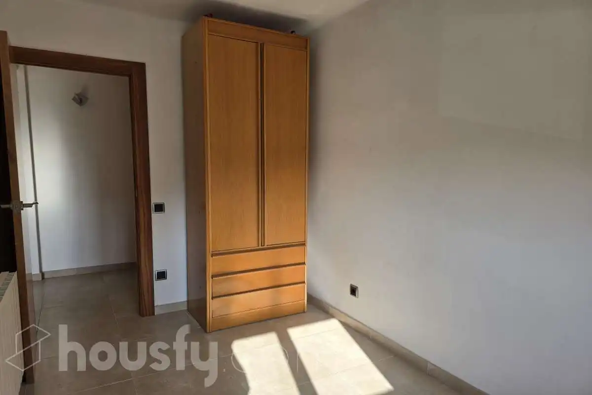 Flat for rent in Carrer Dolçamara, Sant Ildefons