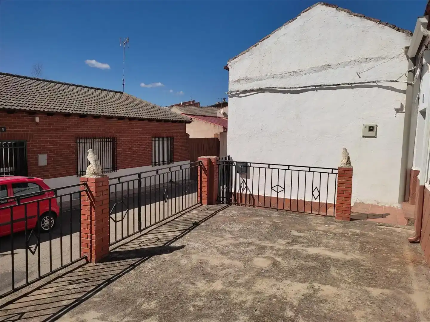 Vista exterior de Casa o xalet en venda en Retuerta del Bullaque, Ciudad Real