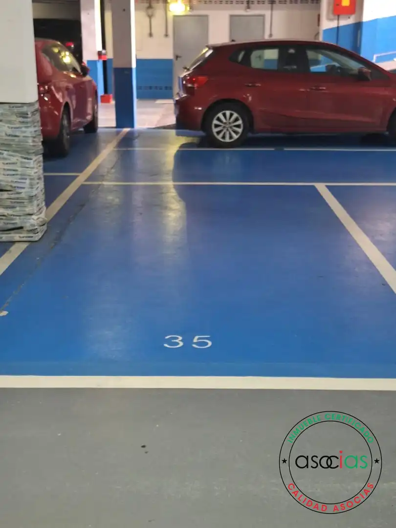 Parkplatz von Garage zum Verkauf in Gijón 