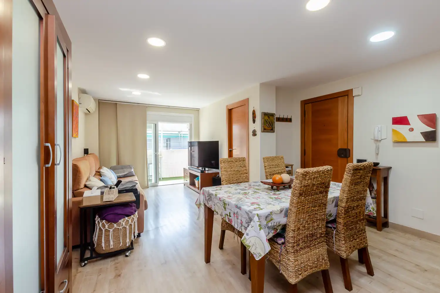 Sala de estar de Piso en venta en El Prat de Llobregat con Balcón