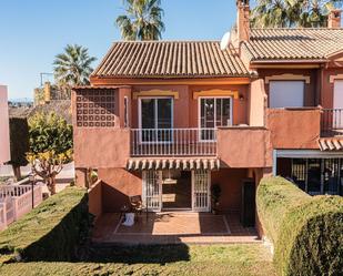 Jardí de Casa adosada en venda en Estepona amb Aire condicionat, Jardí privat i Terrassa