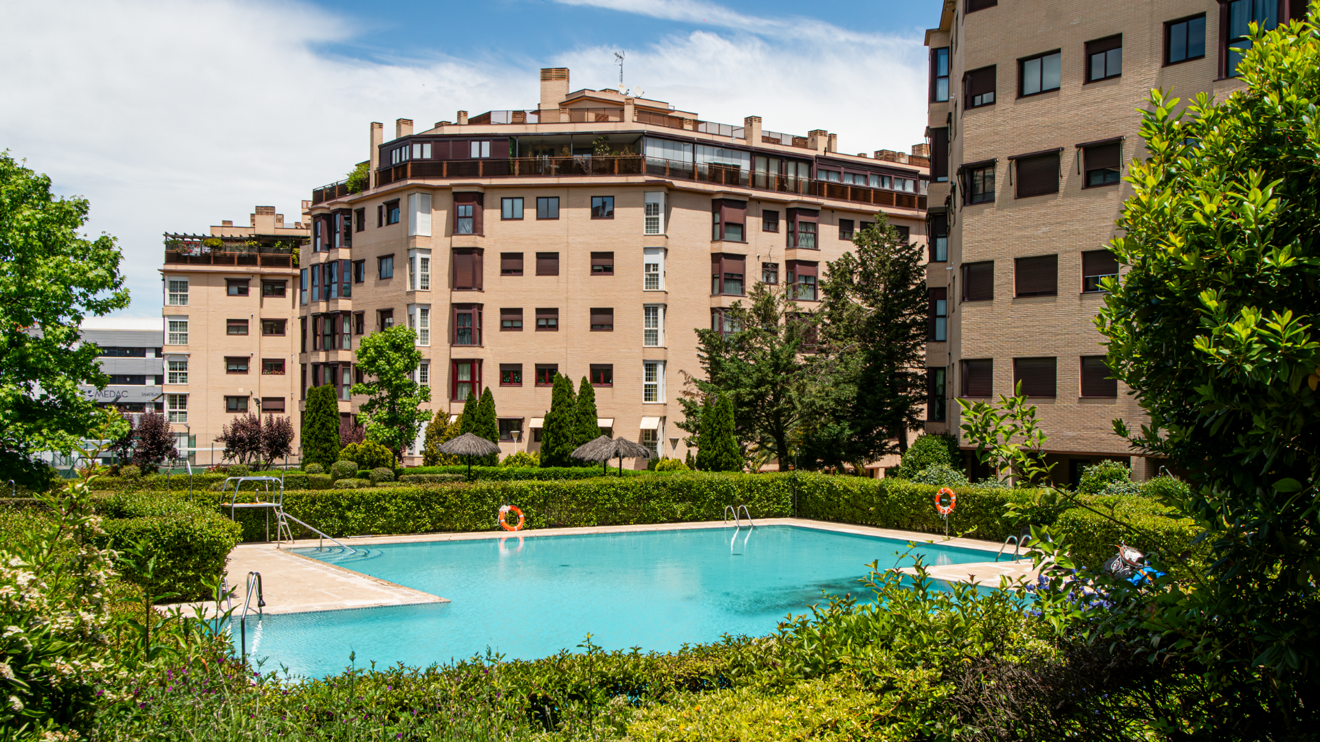 Exterior view of Flat for sale in  Madrid Capital  with Air Conditioner, Terrace and Storage room