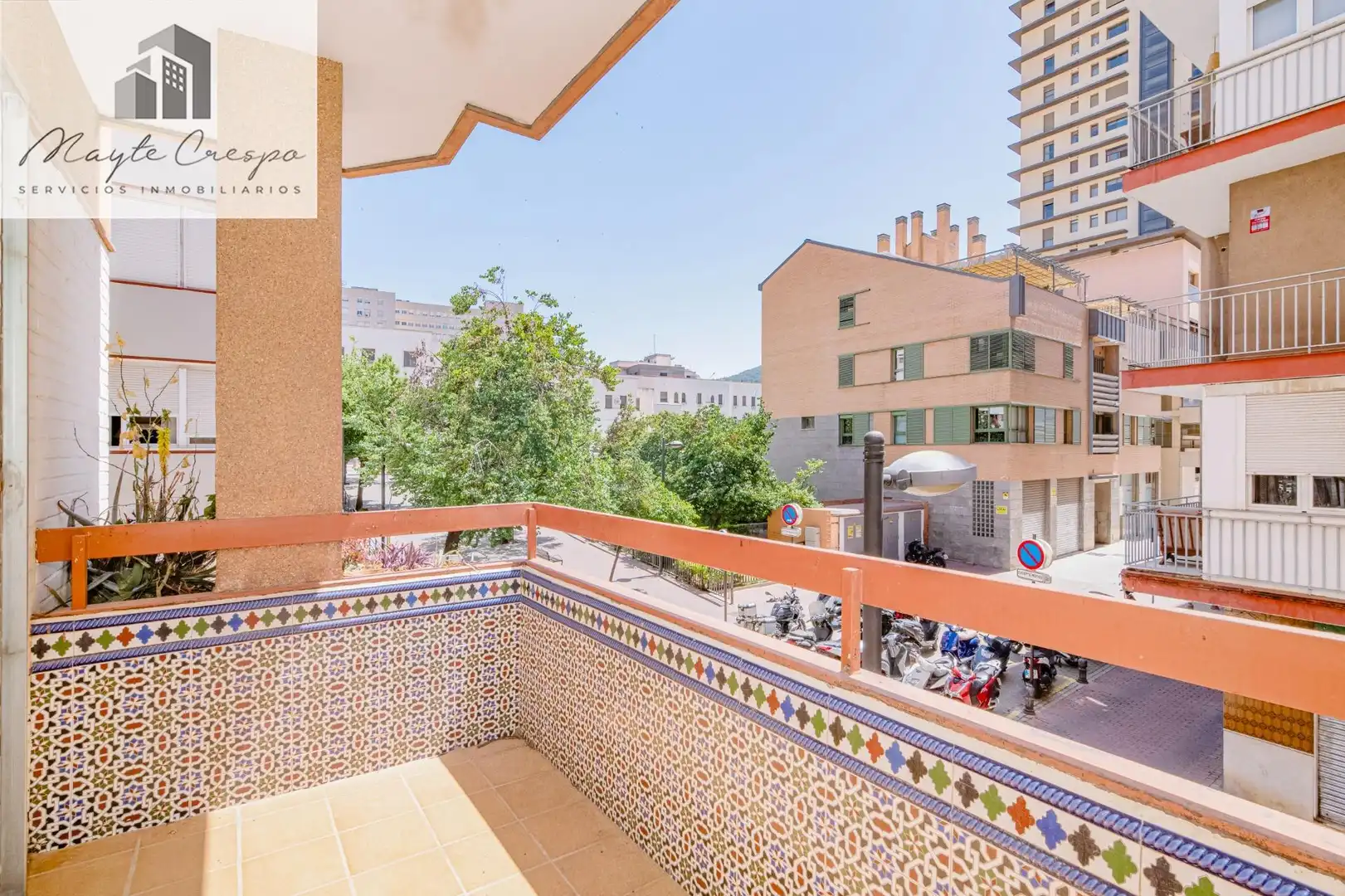 Flat with terrace for sale in DOCTOR MUÑOZ FERNANDEZ 1