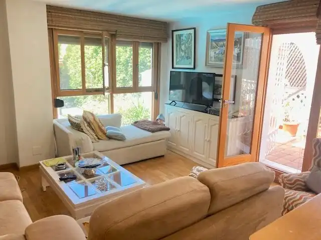 Sala d'estar de Casa o xalet en venda en Roquetas de Mar amb Aire condicionat, Calefacció i Jardí privat
