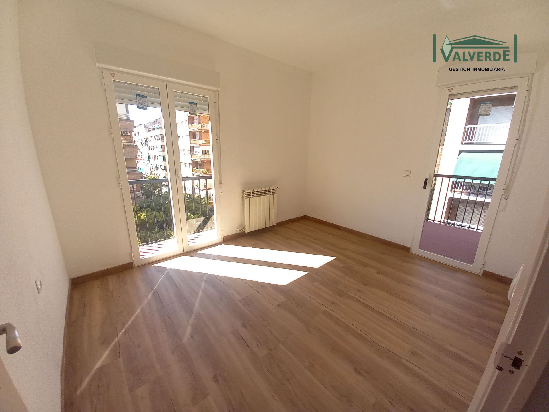 Bedroom of Flat to rent in  Granada Capital  with Air Conditioner, Heating and Terrace