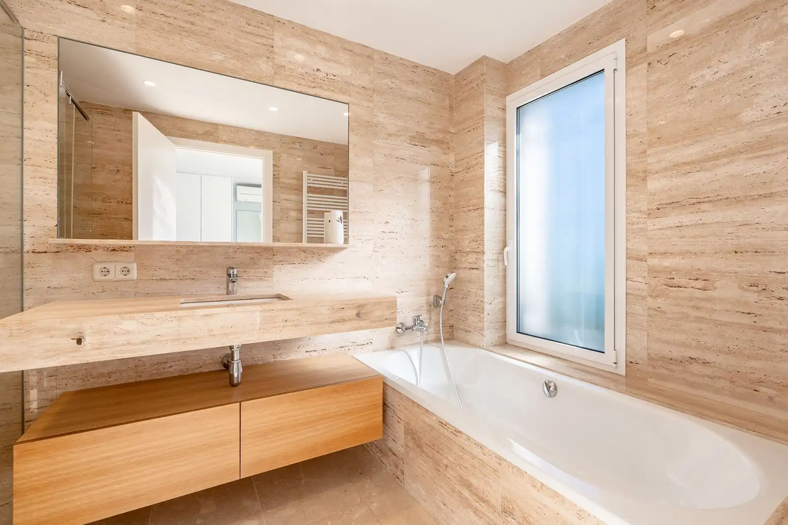 Haus mit Pool zum Verkauf in Carrer Petunies, imagen 32