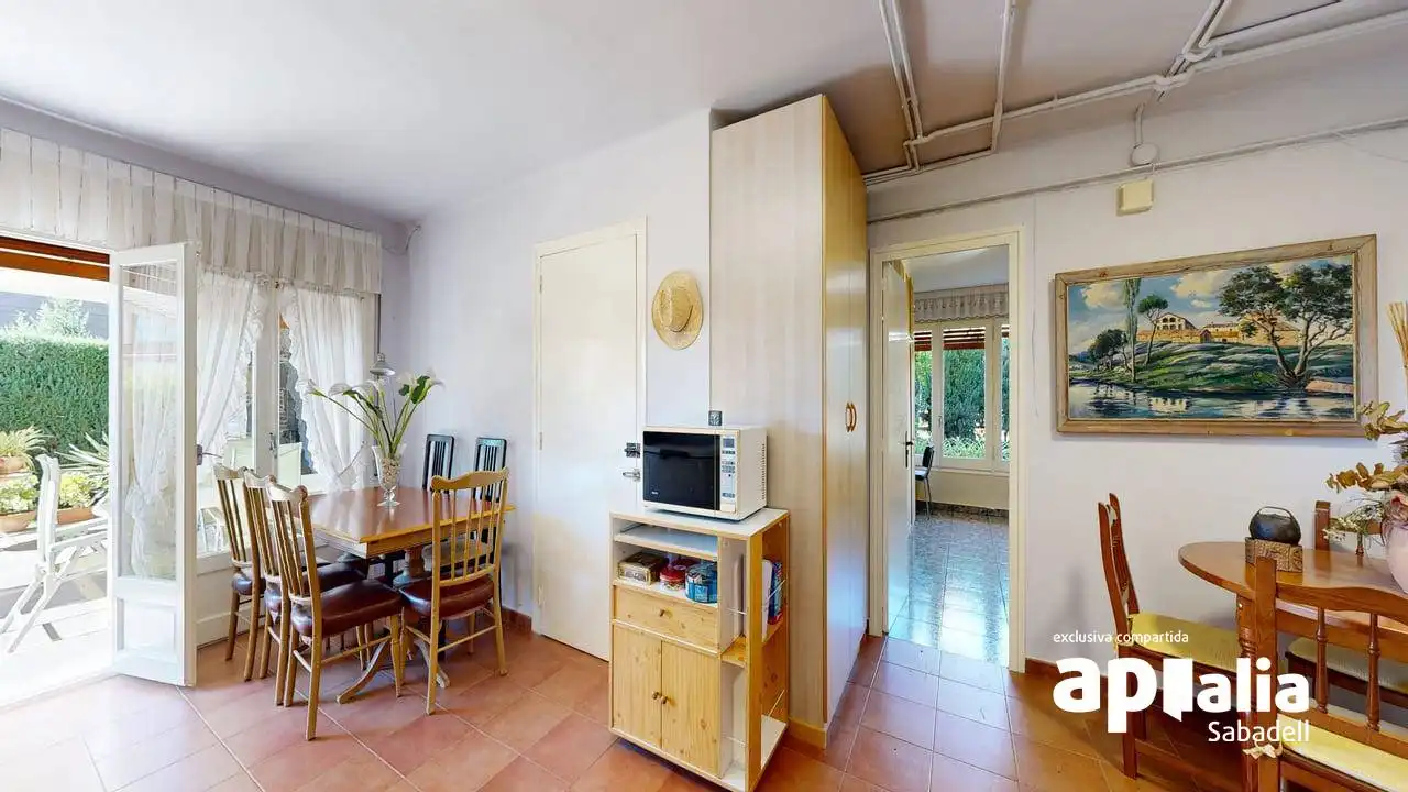 Cocina de Casa o chalet en venta en Barberà del Vallès con Calefacción, Jardín privado y Terraza