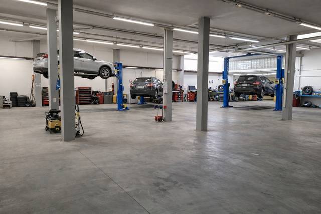 Local comercial en Venta en Avinguda de les Glòries Catalanes en Can Palet