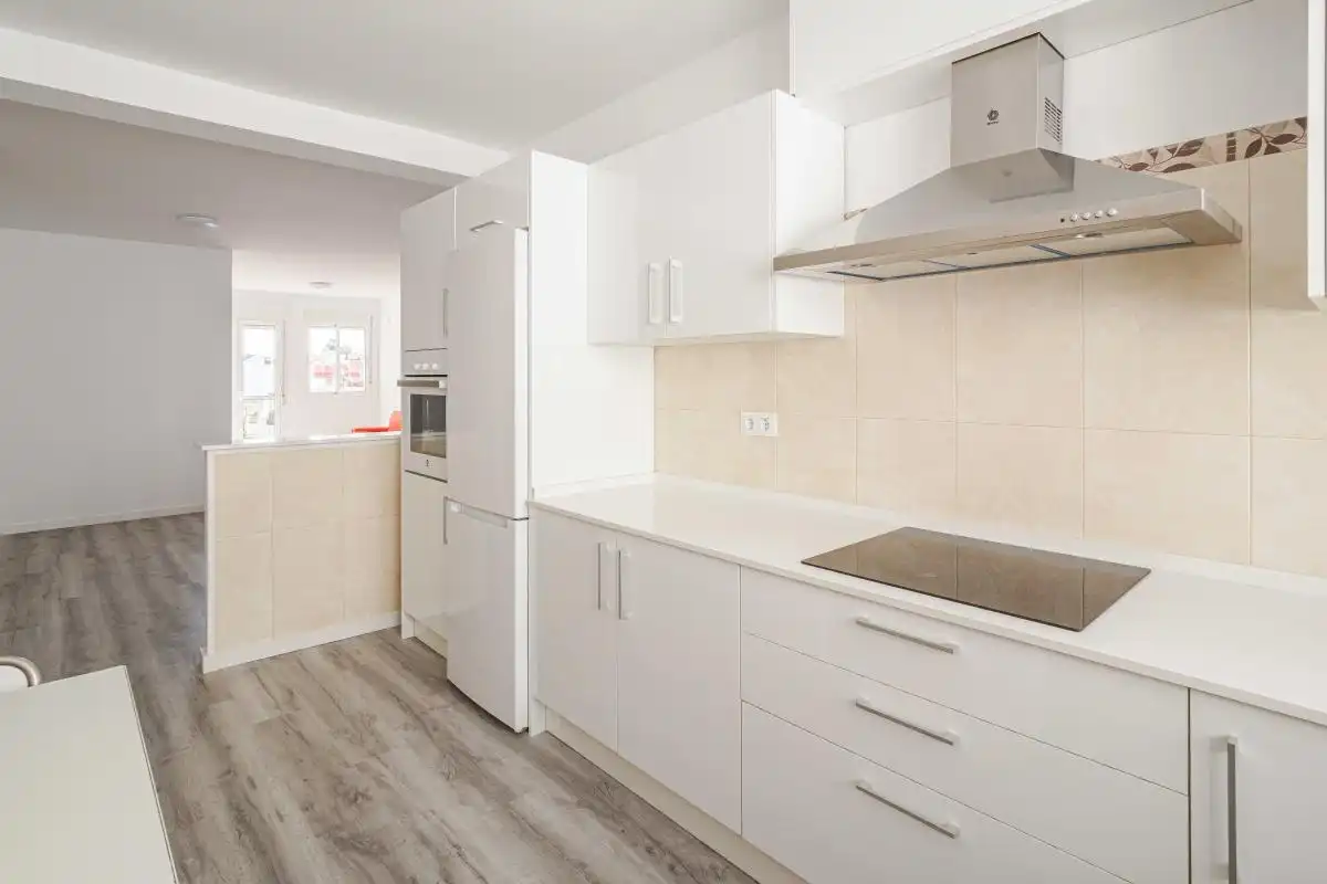 Kitchen of Flat for rent in Sevilla  with Air Conditioner, Heating and Terrace