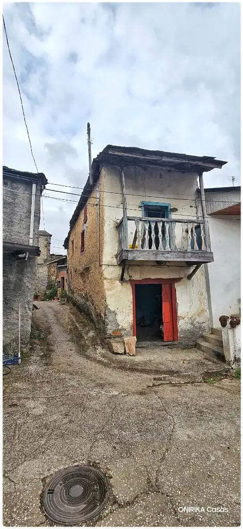 Exterior view of Country homes for sale in Petín  with Balcony