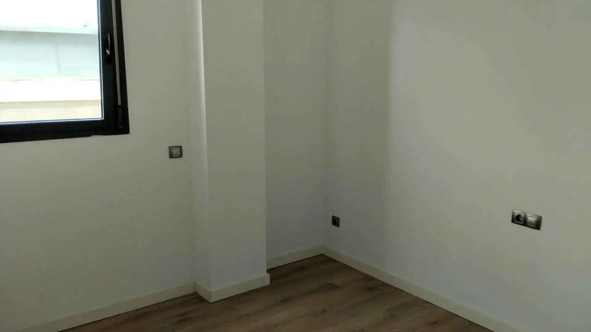 Dormitori de Àtic de lloguer en Paiporta amb Aire condicionat, Calefacció i Parquet