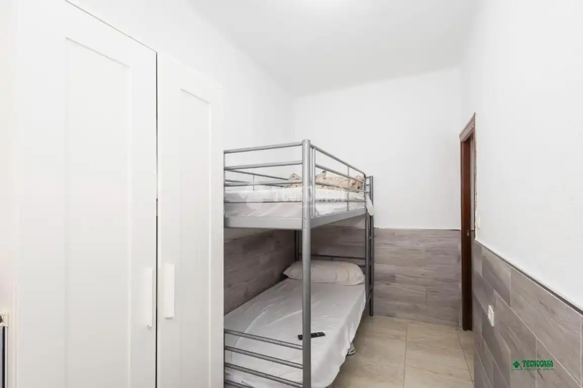 Habitación de Piso en venta en Almería