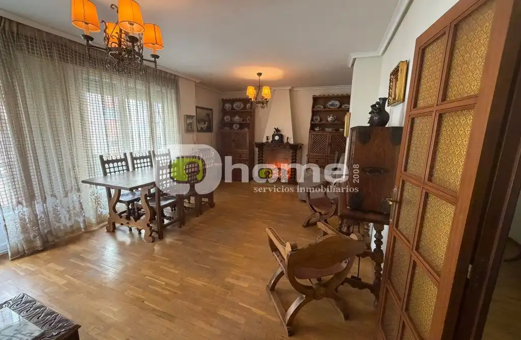 Comedor de Piso en venta en Zamora Capital  con Calefacción y Terraza