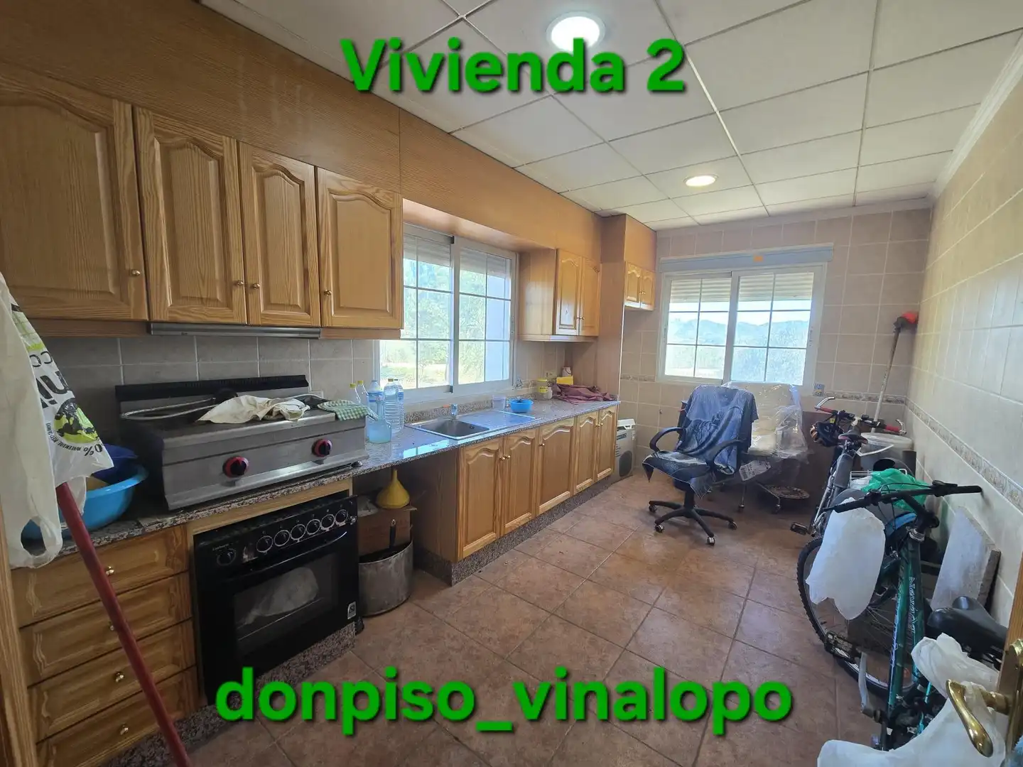 Cuina de Finca rústica en venda en Elda amb Calefacció i Piscina