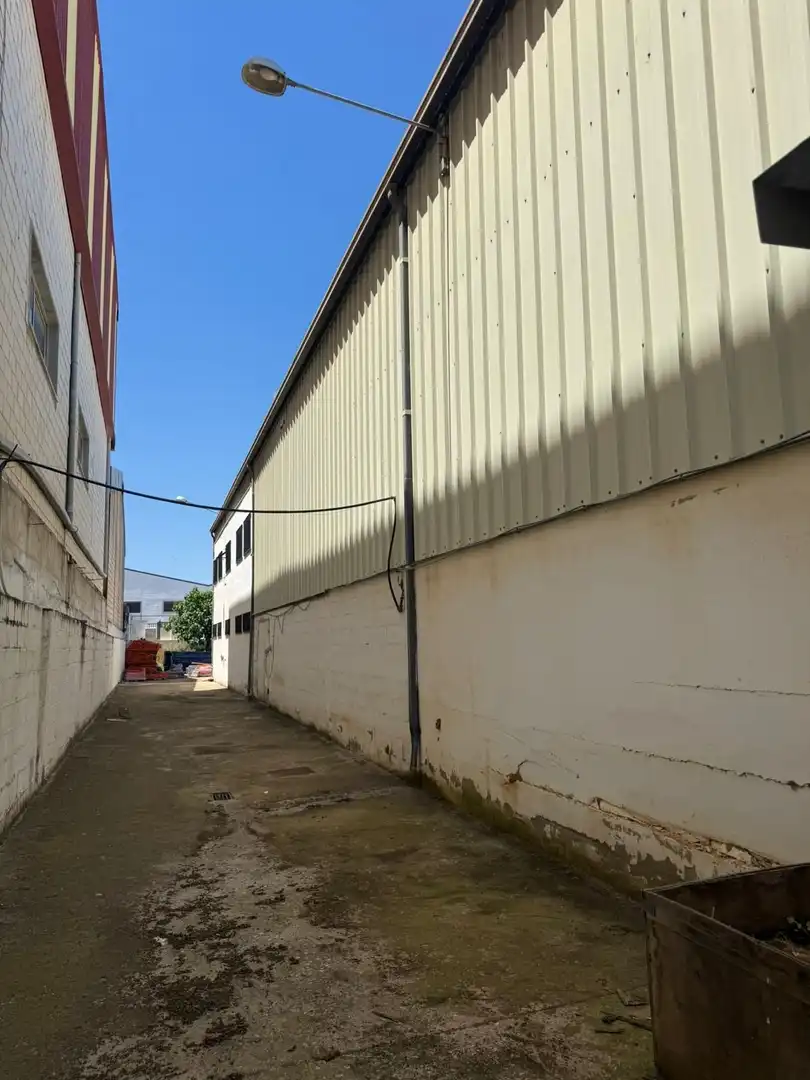 Industriegebäude zur Miete in Zona de la Vega, imagen 7