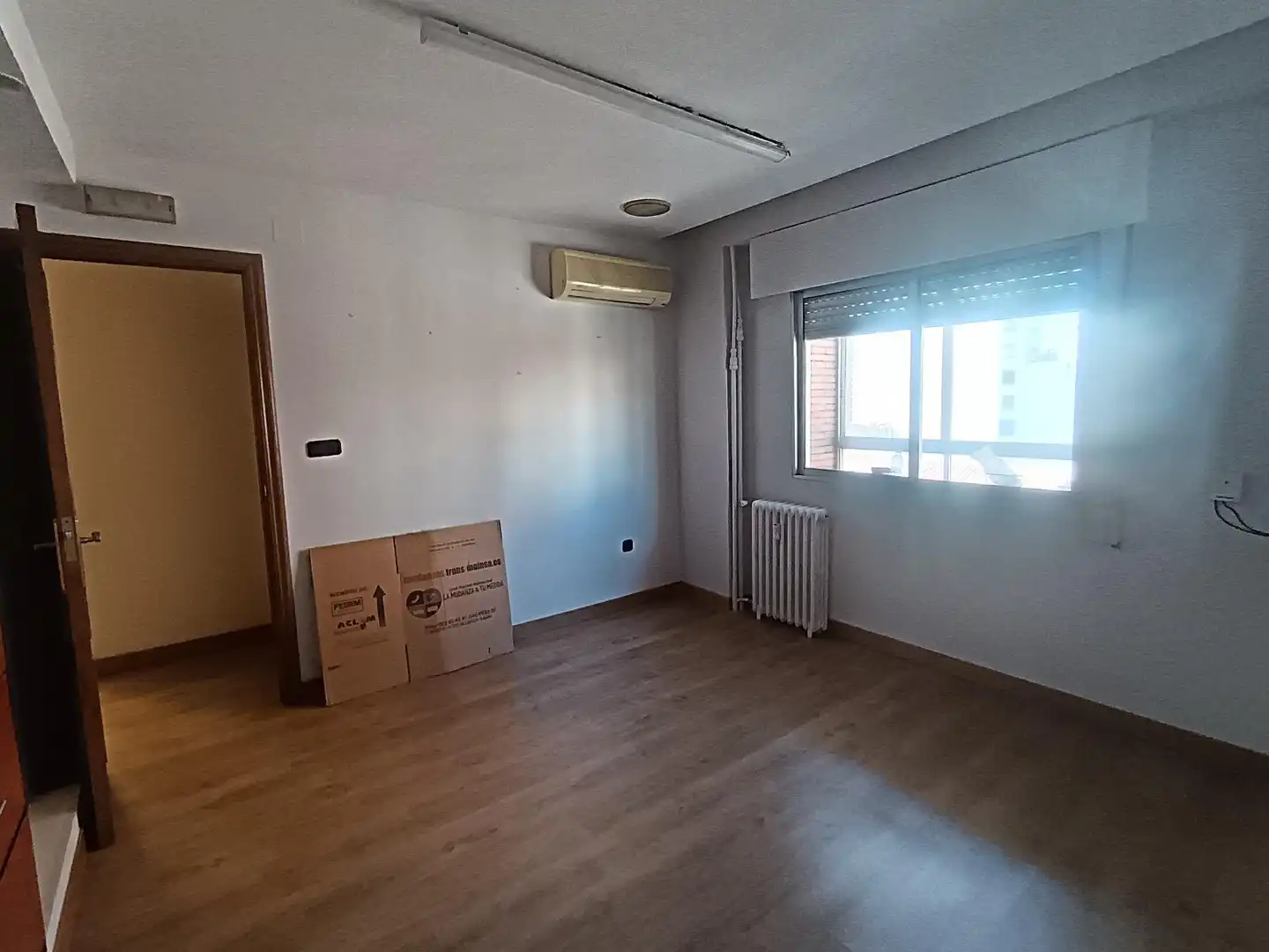 Habitación de Oficina de alquiler en Valladolid con Calefacción
