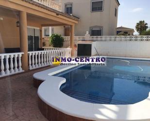 Exterior view of House or chalet to rent in Elche / Elx  with Terrace and Swimming Pool