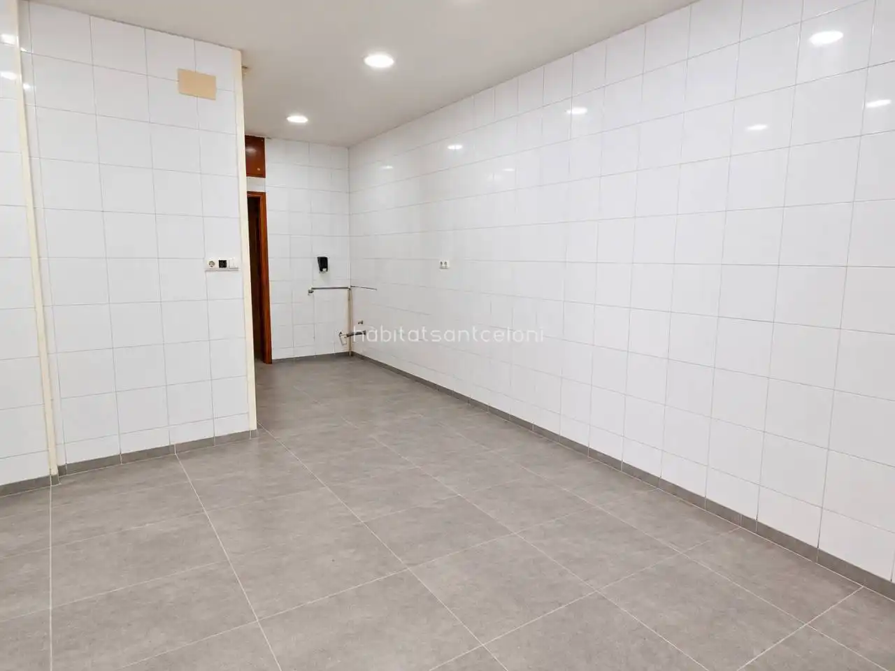 Local comercial en alquiler en Calle Diputación 31, imagen 3