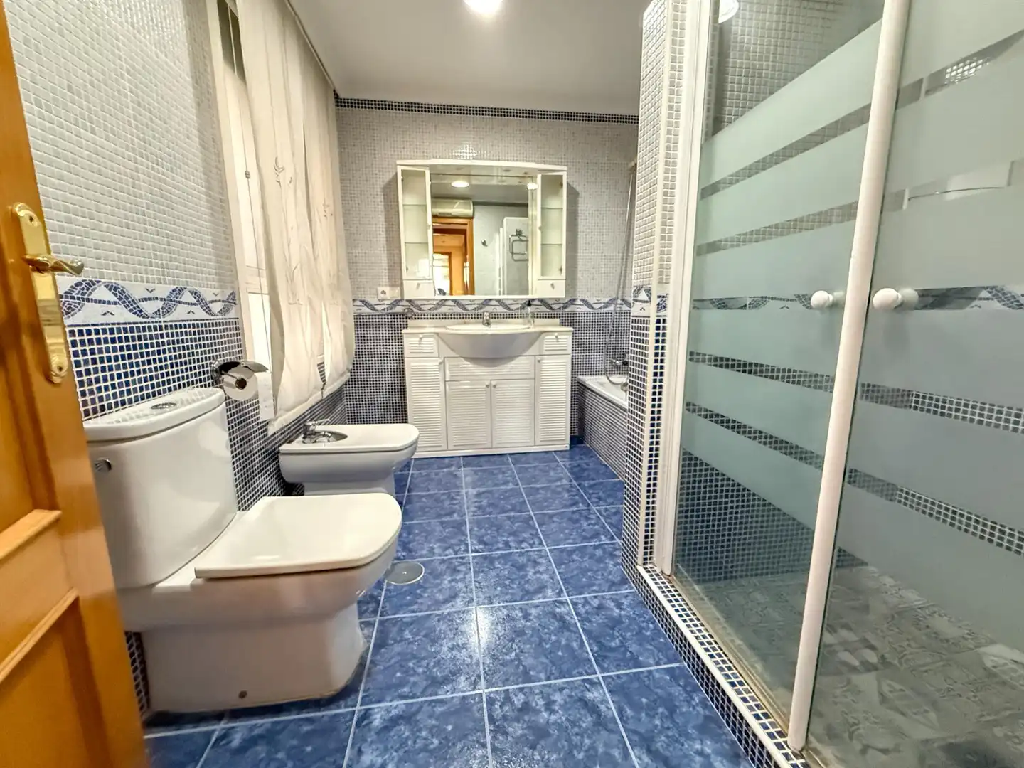 Baño de Piso en venta en Callosa de Segura con Aire acondicionado, Trastero y Amueblado