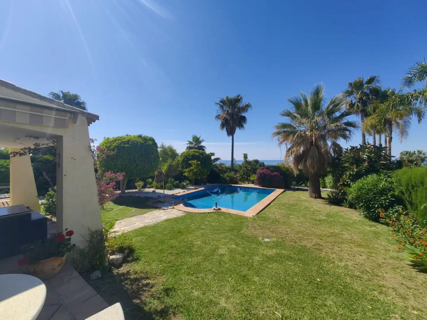 Jardí de Casa o xalet en venda en Estepona amb Aire condicionat, Jardí privat i Terrassa