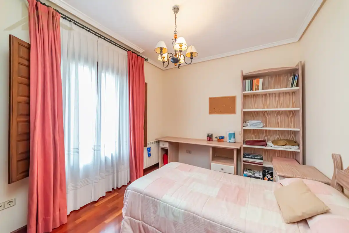Detached homes for sale in Las Aves