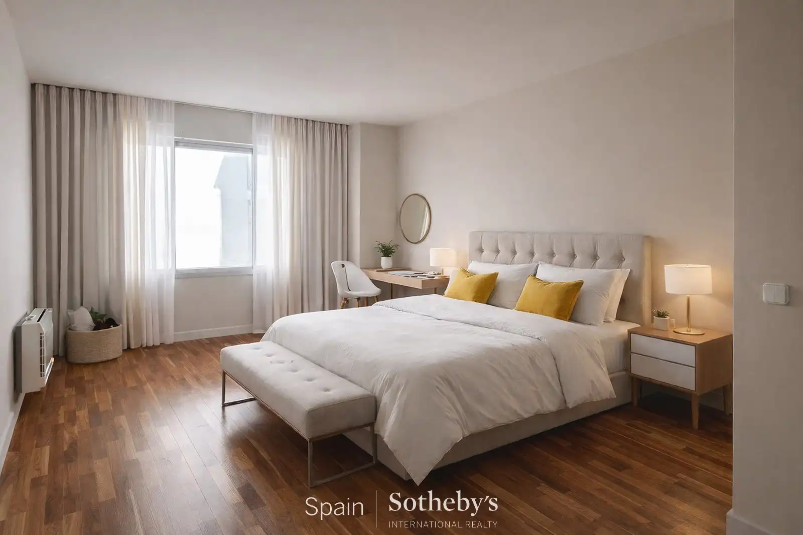 Dormitori de Apartament en venda en Madrid amb Aire condicionat, Calefacció i Terrassa