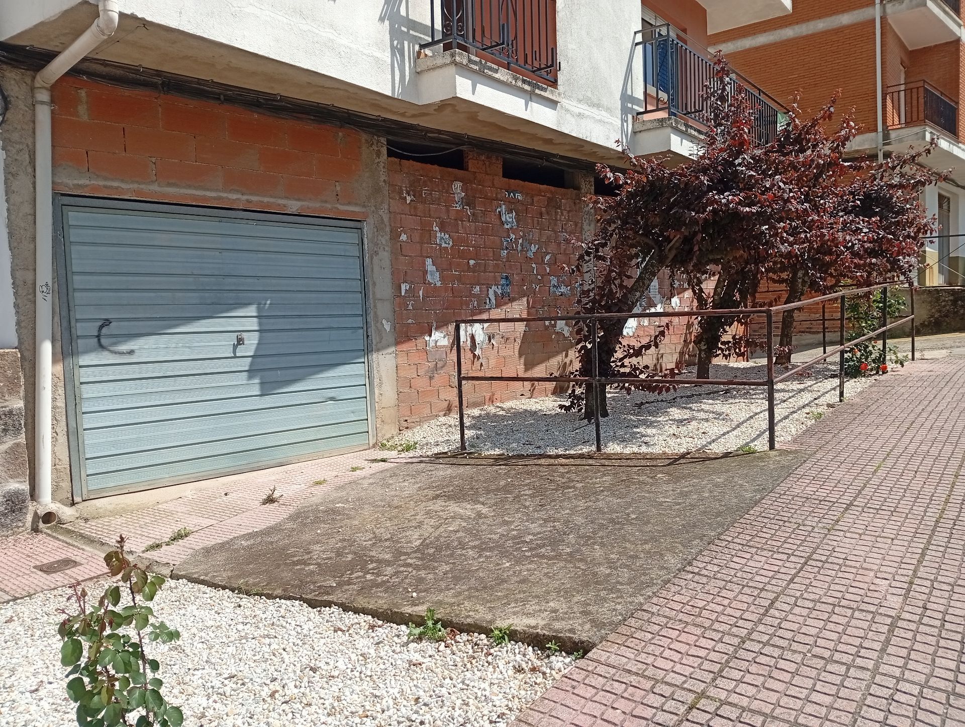Aparcament de Local en venda en Villanueva de la Vera