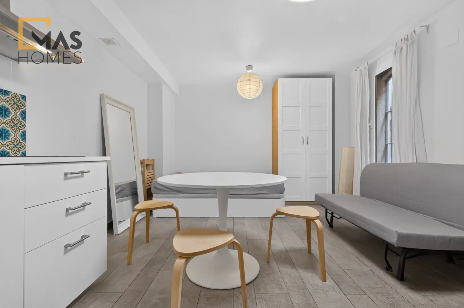 Habitación de Casa adosada en venta en Ciutat Vella