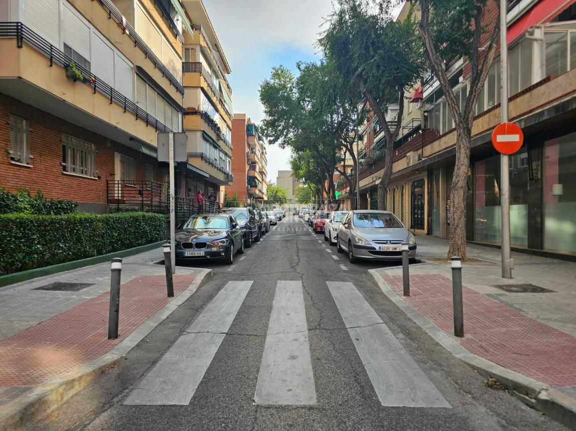 Exterior view of Flat for sale in  Madrid Capital  with Heating