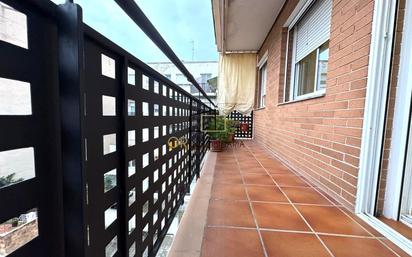 Exterior view of Flat for sale in Vilafranca del Penedès  with Heating, Private garden and Terrace