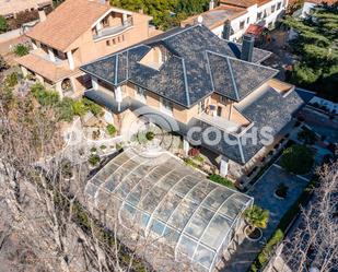Vista exterior de Casa o xalet en venda en Reus amb Aire condicionat, Terrassa i Piscina
