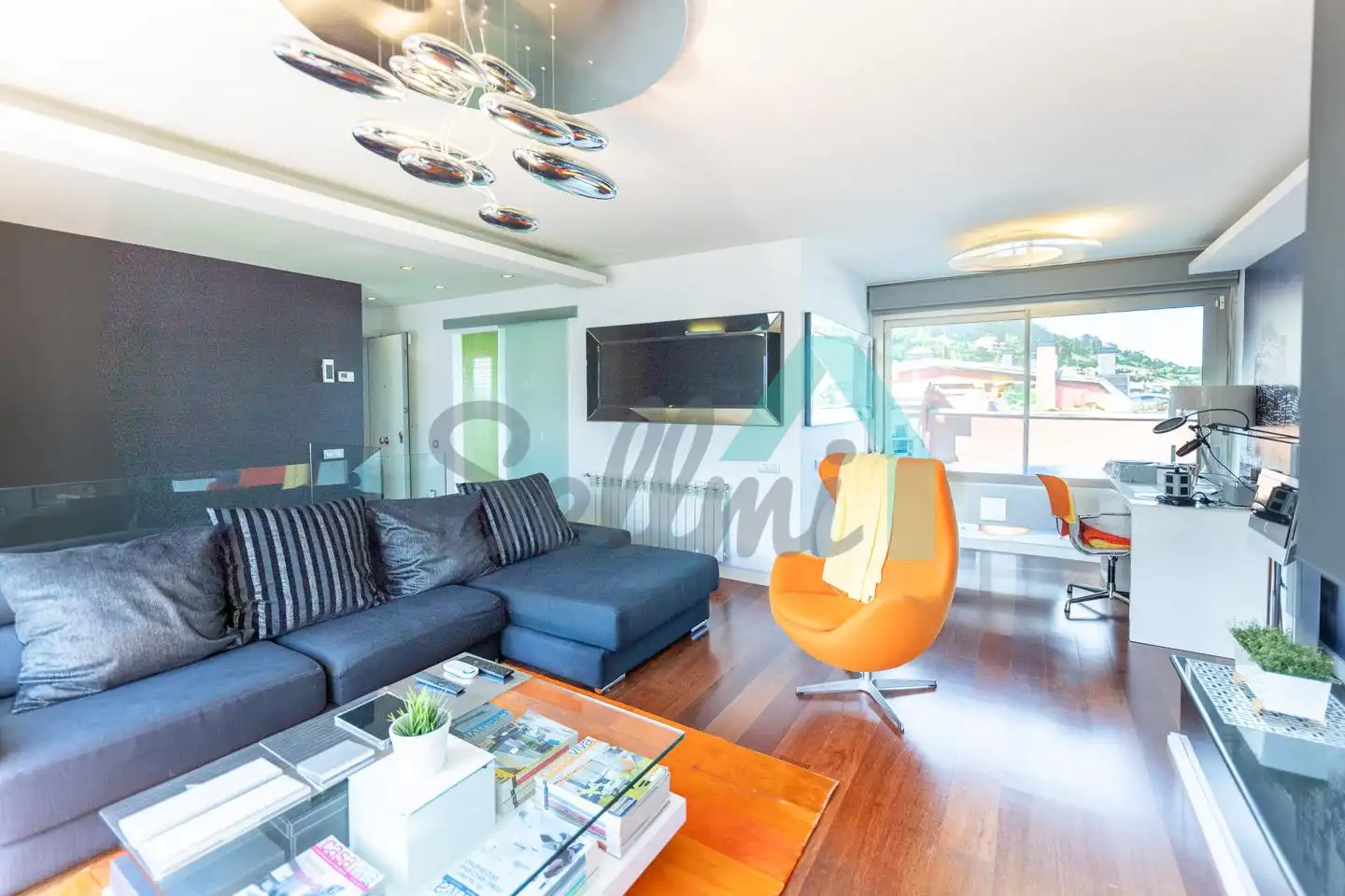 Wohnzimmer von Maisonette zum Verkauf in Oviedo  mit Heizung, Terrasse und Abstellraum