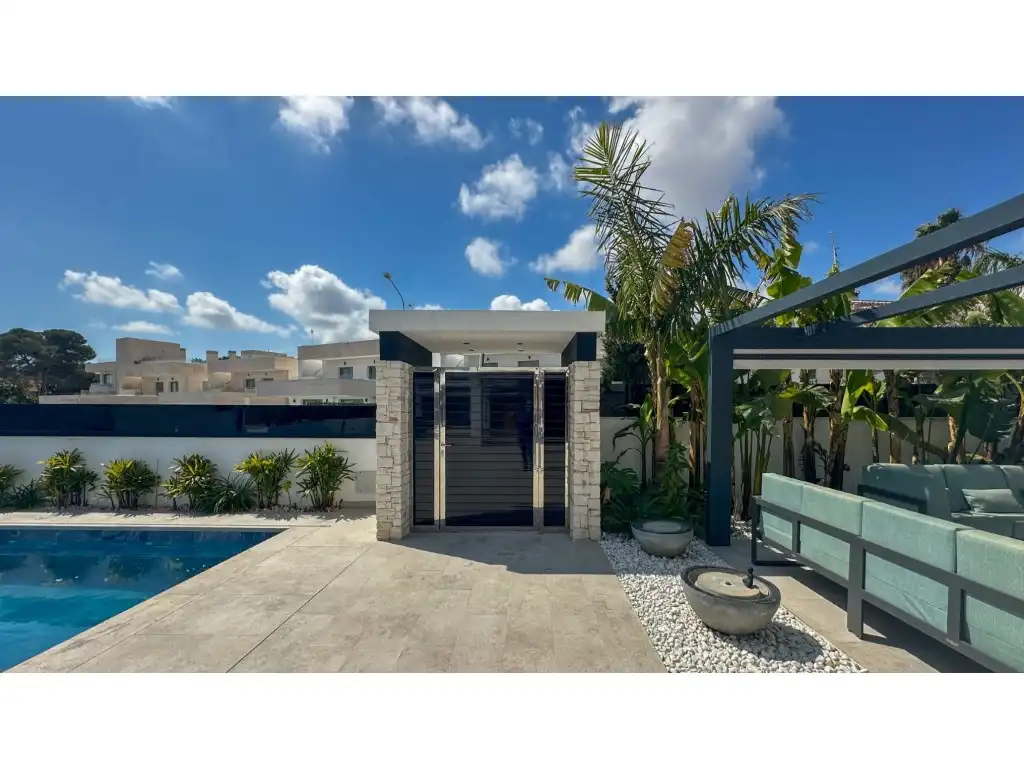 House with pool for sale in Urbanizacion V Martin Brisas 152, imagen 9