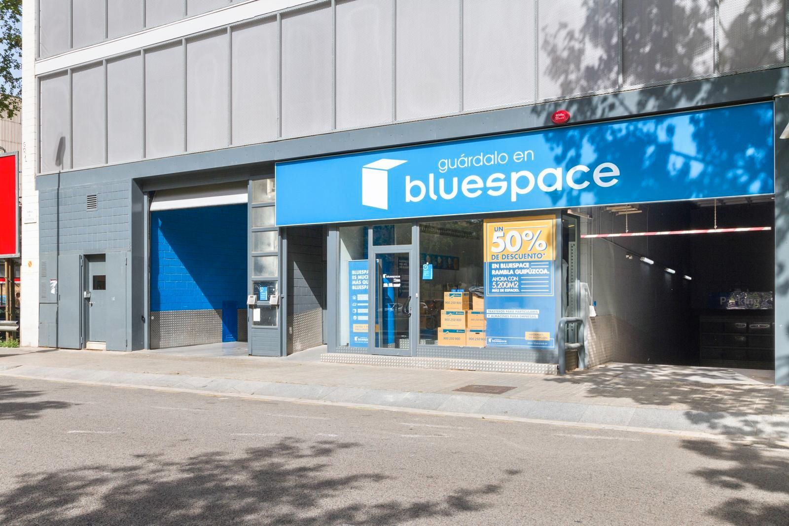 Box room to rent in  Barcelona Capital